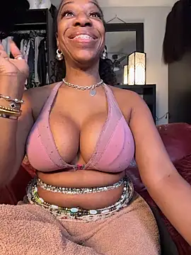 Snapshot of Kennady_Buxum_Goddess chatting on December 15, 2025, 6:58 pm Kennady Buxum Goddess online show from December 15, 2025, 6:58 pm