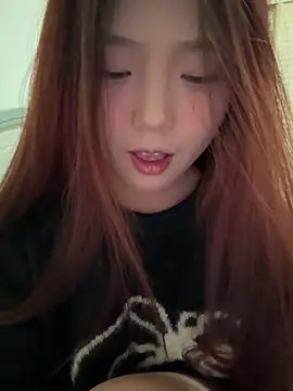 Snapshot of mimi9420 chatting on February 9, 2026, 2:48 pm mimi9420 online show from February 9, 2026, 2:48 pm