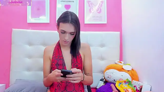 Snapshot of Macarena_05 chatting on November 13, 2025, 1:53 am Macarena 05 online show from November 13, 2025, 1:53 am