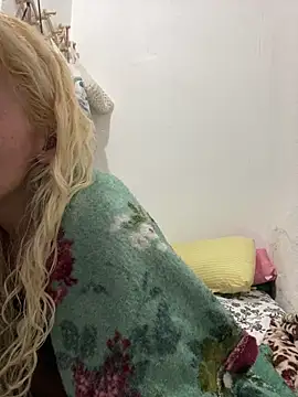 Bruna551 online show from March 13, 2026, 4:28 am