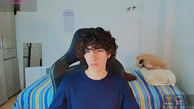 Snapshot of Nude_Boy18 chatting on February 21, 2026, 12:45 am Nude Boy18 online show from February 21, 2026, 12:45 am