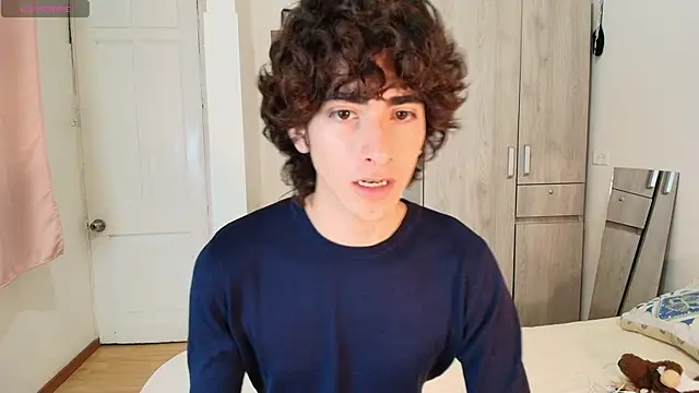 Snapshot of Nude_Boy18 chatting on November 17, 2025, 12:14 am Nude Boy18 online show from November 17, 2025, 12:14 am