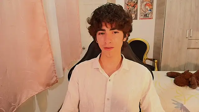 Snapshot of Nude_Boy18 chatting on October 22, 2025, 11:47 pm Nude Boy18 online show from October 22, 2025, 11:47 pm