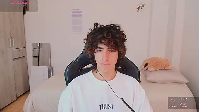 Snapshot of Nude_Boy18 chatting on February 17, 2026, 4:59 pm Nude Boy18 online show from February 17, 2026, 4:59 pm