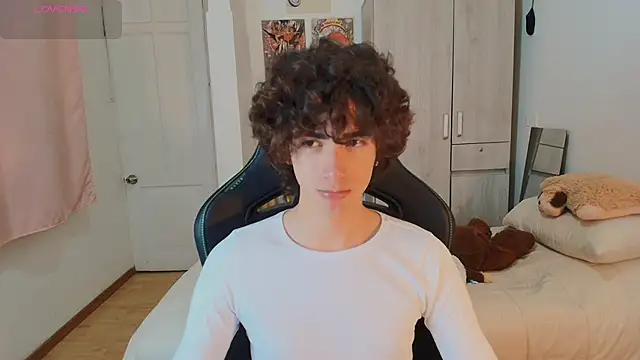 Snapshot of Nude_Boy18 chatting on December 20, 2025, 11:51 pm Nude Boy18 online show from December 20, 2025, 11:51 pm