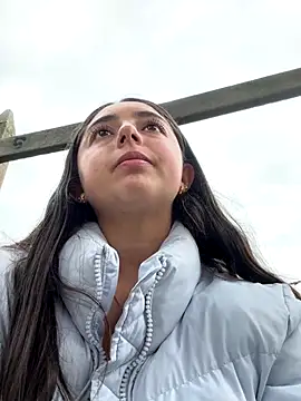 Dulce 1408 online show from November 24, 2025, 8:42 pm