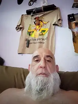 Snapshot of barbaszztop chatting on May 15, 2026, 6:39 pm barbaszztop online show from May 15, 2026, 6:39 pm