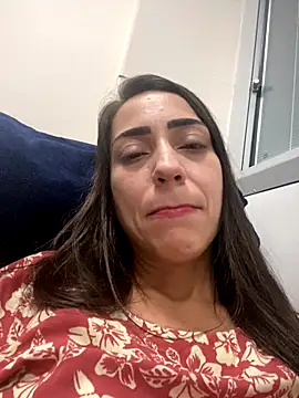 lucioliveira online show from October 17, 2025, 5:22 am