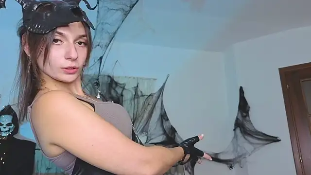 Snapshot of Little_mia__ chatting on October 24, 2025, 10:09 pm Little mia   online show from October 24, 2025, 10:09 pm