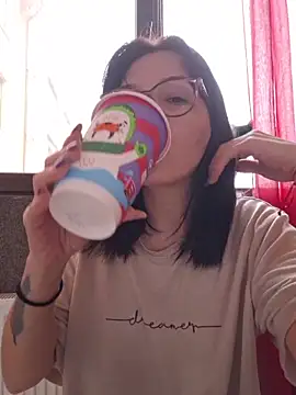 AllexyAle online show from March 12, 2026, 5:34 am