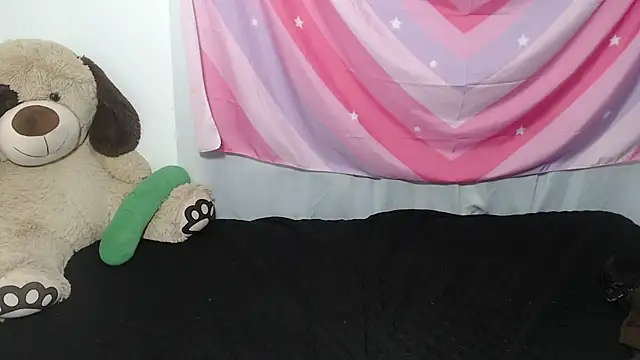 Snapshot of Amaranta444 chatting on October 28, 2025, 7:24 pm Amaranta444 online show from October 28, 2025, 7:24 pm