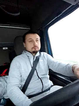 Snapshot of Amberdual chatting on December 2, 2025, 6:48 am Amberdual online show from December 2, 2025, 6:48 am