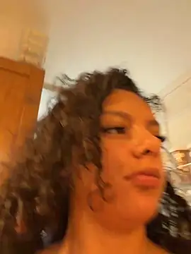 allybluee777 online show from December 16, 2025, 4:33 pm