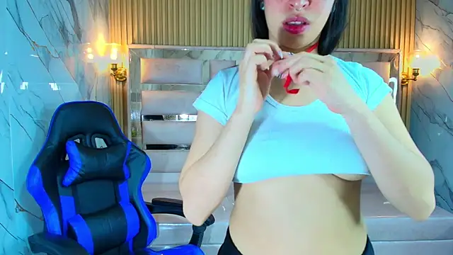 zoe r  online show from October 24, 2025, 3:16 am