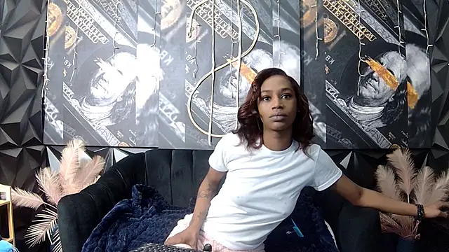 Lilmisbaddyxxx online show from November 17, 2025, 4:11 pm