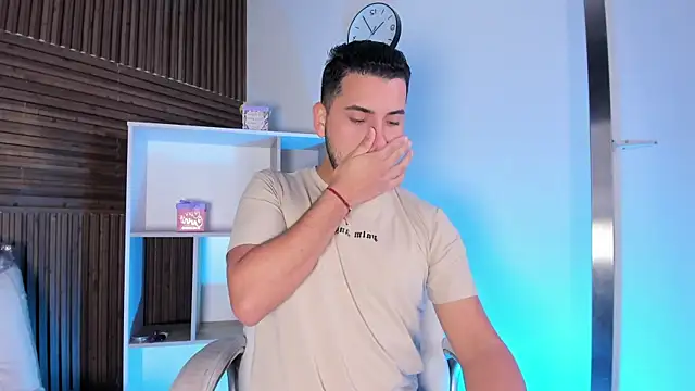 Axel grey  online show from October 28, 2025, 12:15 pm