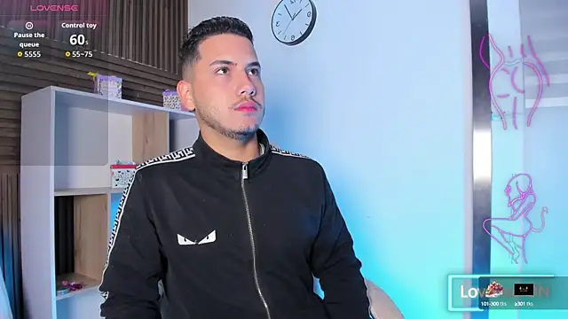 Axel grey  online show from September 9, 2025, 12:03 pm