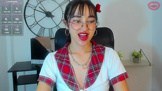 Snapshot of _Amatista_Fire chatting on October 30, 2025, 1:42 pm Amatista Fire online show from October 30, 2025, 1:42 pm