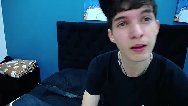 Jheampiiero online show from November 4, 2025, 1:37 pm