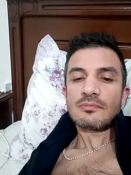 OGUZOZAN online show from November 2, 2025, 12:15 am