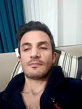 OGUZOZAN online show from September 18, 2025, 7:28 pm