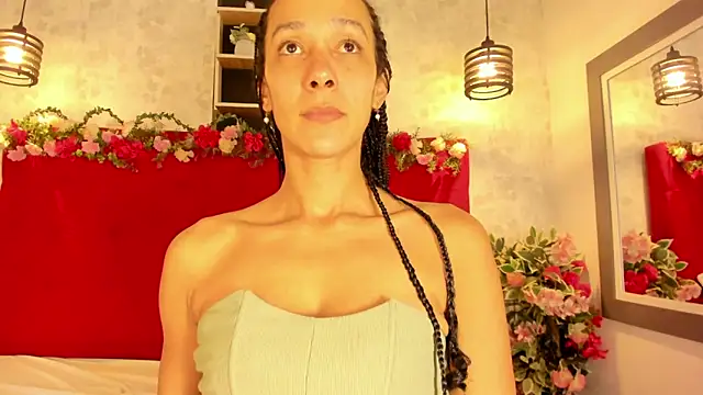 Snapshot of Kloeh_Star chatting on June 5, 2026, 8:03 pm Kloeh Star online show from June 5, 2026, 8:03 pm