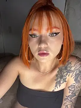 Snapshot of Alysson_LS chatting on November 26, 2025, 2:11 am Alysson LS online show from November 26, 2025, 2:11 am