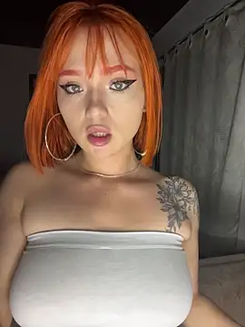 Snapshot of Alysson_LS chatting on November 20, 2025, 2:23 am Alysson LS online show from November 20, 2025, 2:23 am