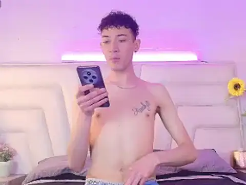 Snapshot of Ashton_Myers chatting on November 5, 2025, 7:50 pm Ashton Myers online show from November 5, 2025, 7:50 pm