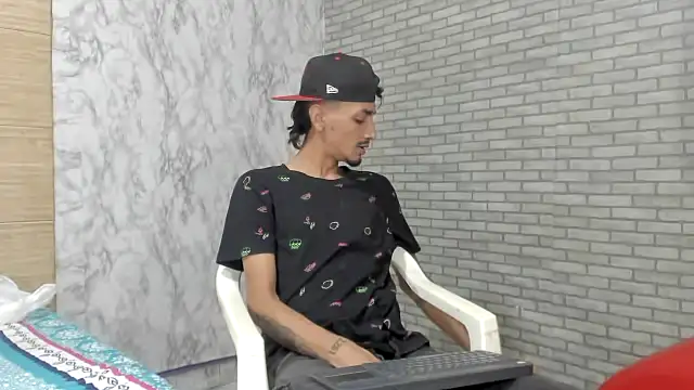 Snapshot of Sexvergon_26 chatting on November 24, 2025, 8:31 pm Sexvergon 26 online show from November 24, 2025, 8:31 pm