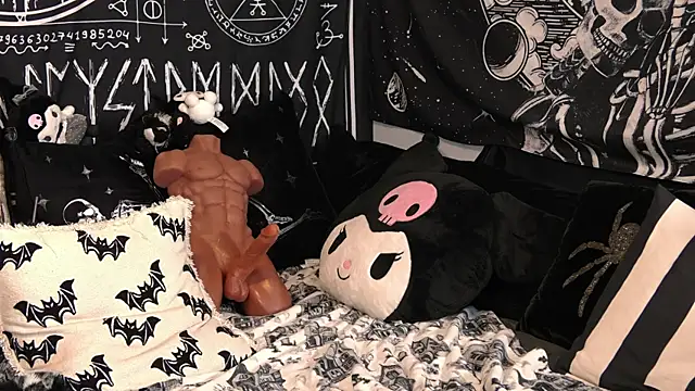 Paige Turner online show from April 5, 2026, 9:16 am