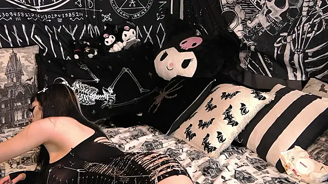 Snapshot of Paige_Turner chatting on February 13, 2026, 12:10 am Paige Turner online show from February 13, 2026, 12:10 am