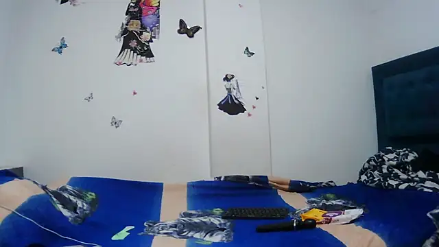 Snapshot of AddyStuart_ chatting on November 13, 2025, 3:21 am AddyStuart online show from November 13, 2025, 3:21 am