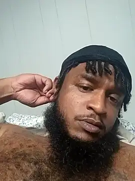 Snapshot of Longthickdick33 chatting on October 22, 2025, 8:03 am Longthickdick33 online show from October 22, 2025, 8:03 am