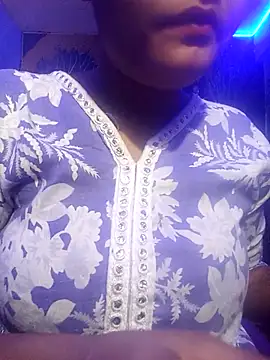 Snapshot of hottiebaba_01 chatting on December 14, 2025, 10:54 am hottiebaba 01 online show from December 14, 2025, 10:54 am