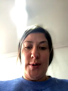 Snapshot of Abby-LS chatting on November 7, 2025, 1:37 pm Abby-LS online show from November 7, 2025, 1:37 pm