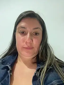 Snapshot of Abby-LS chatting on December 14, 2025, 11:21 pm Abby-LS online show from December 14, 2025, 11:21 pm