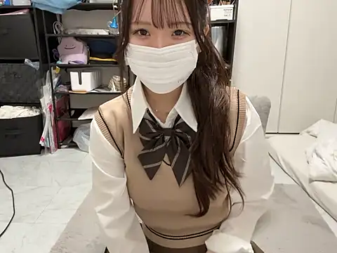 Snapshot of nano-da-u chatting on October 26, 2025, 2:17 pm nano-da-u online show from October 26, 2025, 2:17 pm