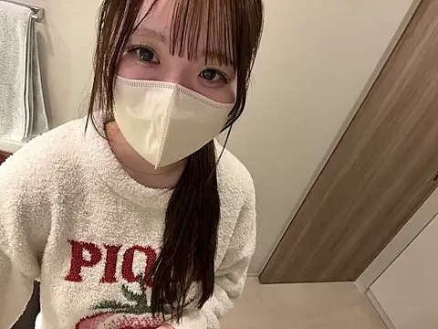 Snapshot of nano-da-u chatting on December 15, 2025, 4:02 pm nano-da-u online show from December 15, 2025, 4:02 pm