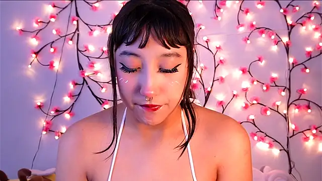 Snapshot of maruchan_1 chatting on September 17, 2025, 12:07 pm maruchan 1 online show from September 17, 2025, 12:07 pm