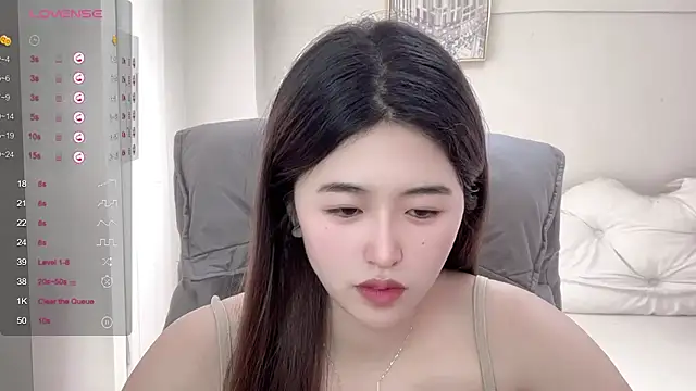 YoYo-1314 online show from November 13, 2025, 4:00 pm