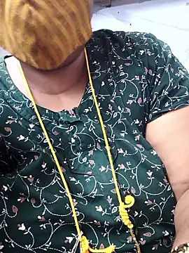 Snapshot of TAMIL_ELAKKIYA chatting on February 25, 2026, 1:33 pm TAMIL ELAKKIYA online show from February 25, 2026, 1:33 pm