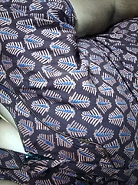 Snapshot of TAMIL_ELAKKIYA chatting on November 23, 2025, 10:36 am TAMIL ELAKKIYA online show from November 23, 2025, 10:36 am