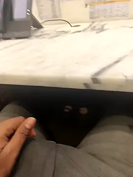 hotboy43339 online show from February 25, 2026, 2:45 am