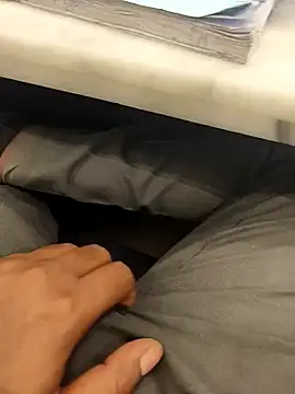 hotboy43339 online show from February 20, 2026, 9:00 am