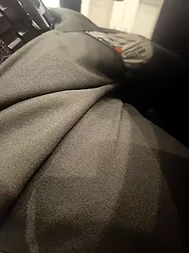 hotboy43339 online show from December 17, 2025, 9:03 am