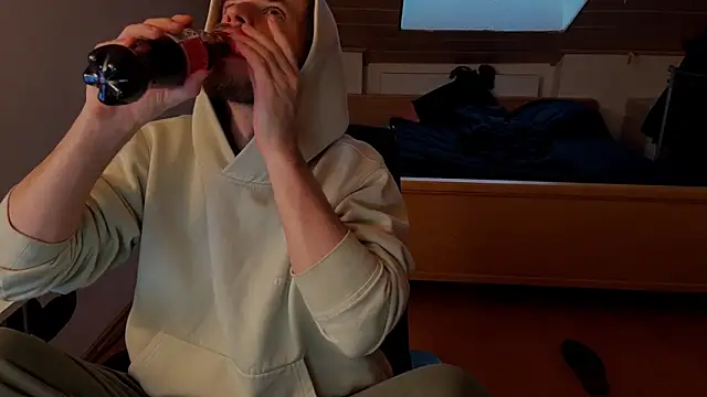 Snapshot of Bez3ybik chatting on February 20, 2026, 10:28 am Bez3ybik online show from February 20, 2026, 10:28 am