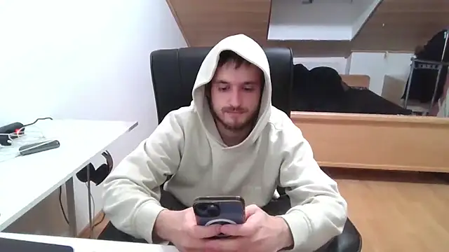 Bez3ybik online show from November 7, 2025, 10:35 pm