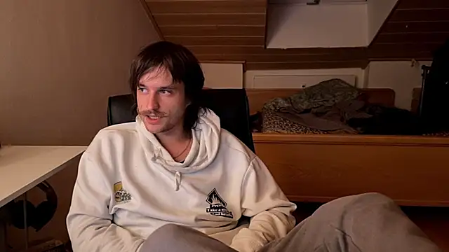 Bez3ybik online show from April 18, 2026, 7:07 pm