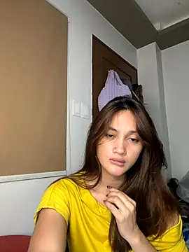 LanySylvia online show from November 17, 2025, 5:17 pm